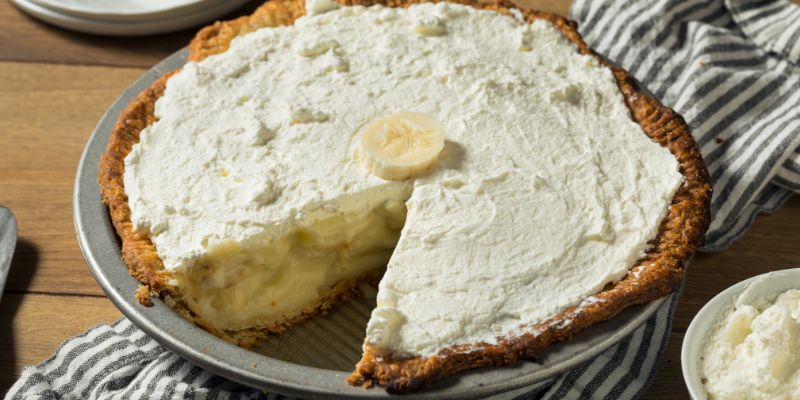 A banana cream pie