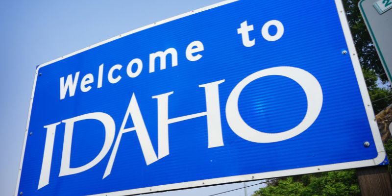 welcome to idaho sign